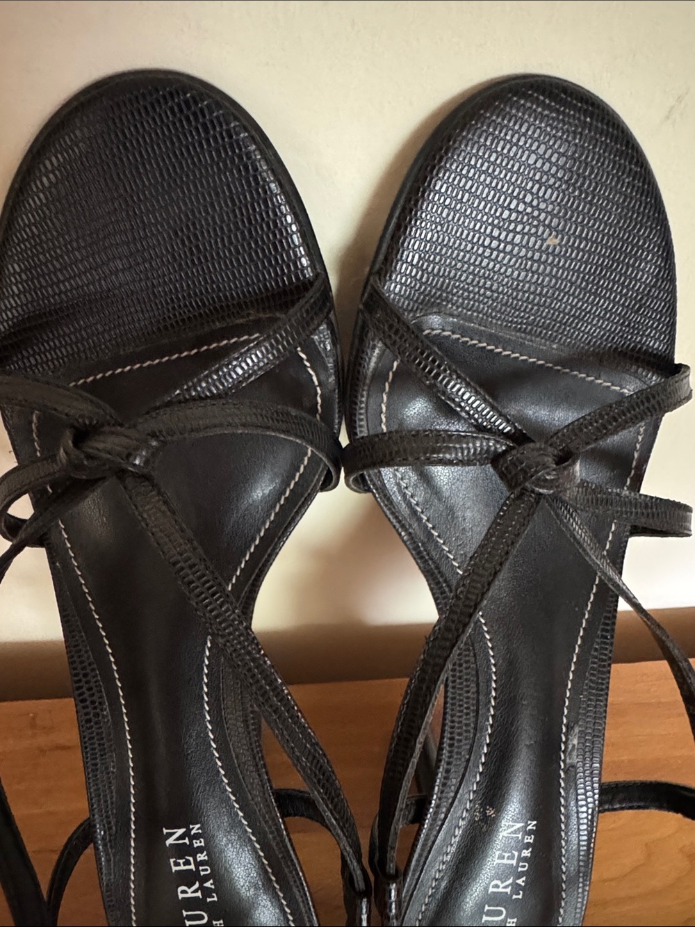 Lauren Ralph Lauren Women’s Black Sandals Size 8.5 B Upper Leather Slingback - Picture 3 of 9